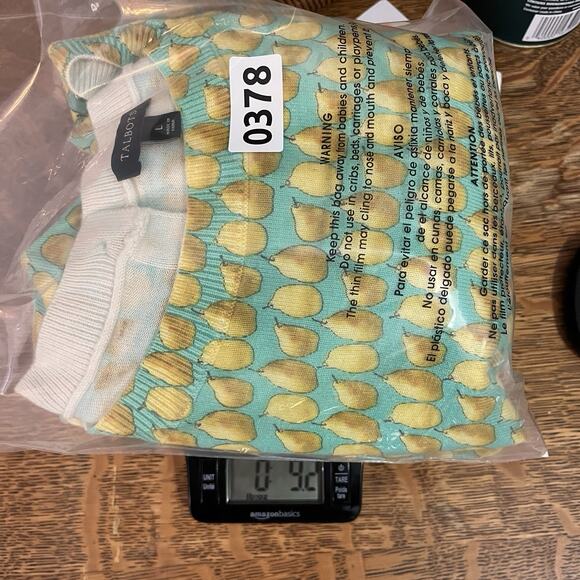 Talbots Women's Green Pear Print Button-Back 3/4 Sleeve Sweater L Preppy Classic - Picture 9 of 9